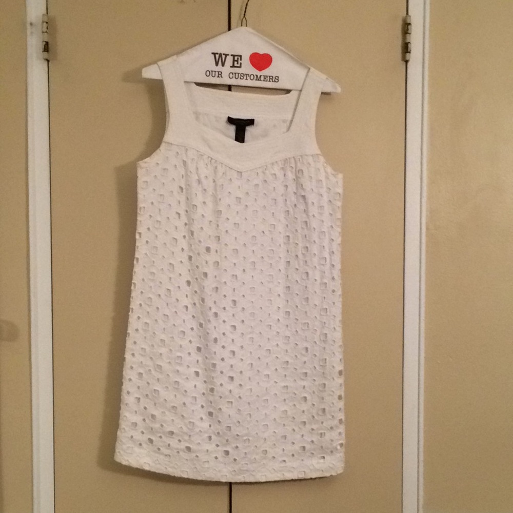 LAST CHANCE! Context white linen shift dress w/ cutouts